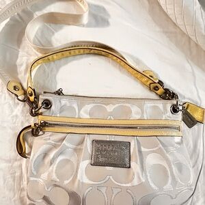 Coach Poppy Signature Fabric Silver/Yellow Shoulder Bag